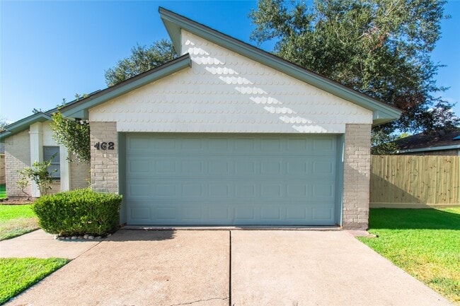 property at 462 Capehill Dr