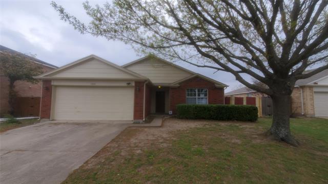 1524 Clemson Dr in Glenn Heights, TX - Building Photo