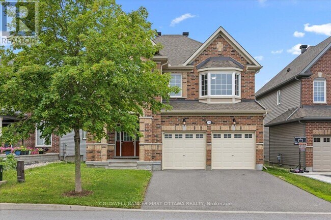 property at 118 Culloden Cres
