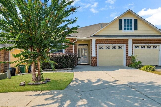 property at 5511 Hampton Woods Way
