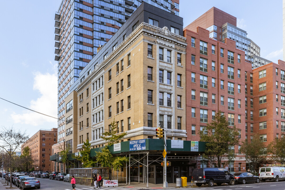 501 W 51st St in New York, NY - Foto de edificio