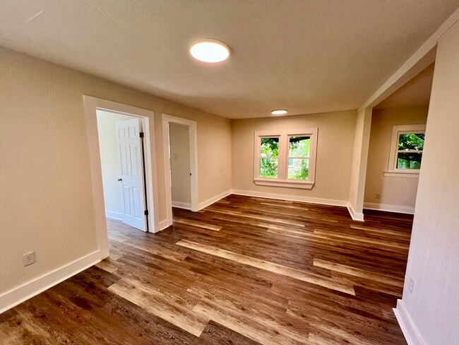 1221 Georgia St, Unit B in Malvern, AR - Building Photo - Building Photo