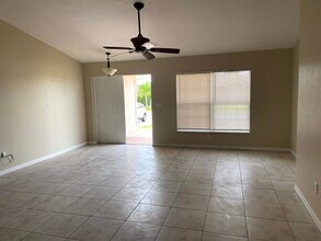 3302 7th St W in Lehigh Acres, FL - Building Photo - Building Photo