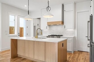 4604 Hopkins Ave in Dallas, TX - Building Photo - Building Photo
