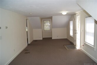 87 Warsaw St in Deep River, CT - Building Photo - Building Photo