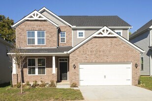 5370 Bellflower Hls in Hermitage, TN - Building Photo