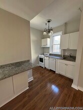 1189 Commonwealth Ave in Boston, MA - Building Photo - Building Photo