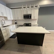 711 15th St NE, Unit 2 in Washington, DC - Building Photo - Building Photo