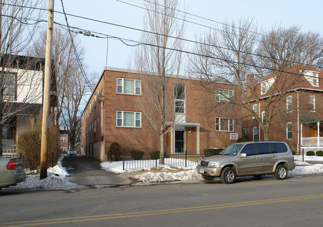 18 Vernon St in Hartford, CT - Foto de edificio - Building Photo