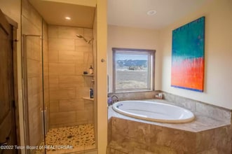 656 Somerset Ln in Victor, ID - Foto de edificio - Building Photo