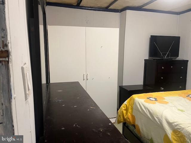 property at 5005 Jackson St