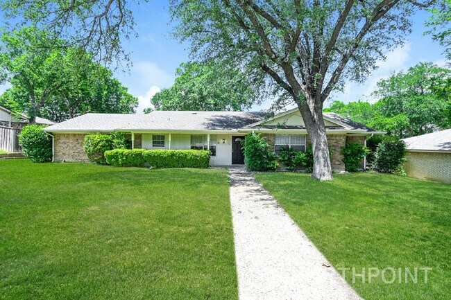 1105 Cedar Ridge Dr