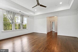 6719 Van Fleet Dr in McLean, VA - Building Photo - Building Photo