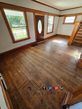 1837 Grande Ave SE in Cedar Rapids, IA - Building Photo - Building Photo