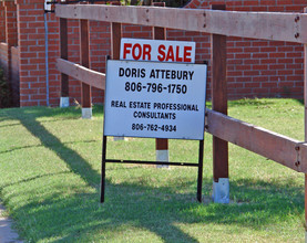 West End in Lubbock, TX - Building Photo - Building Photo