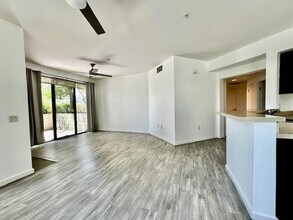 870 E Palm Canyon Dr in Palm Springs, CA - Building Photo - Building Photo