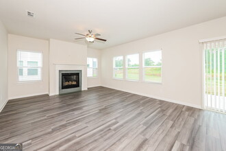 5834 Un Grv Dr in Braselton, GA - Building Photo - Building Photo