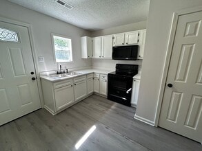 1154 S Washington Ave in Brownsville, TN - Building Photo - Building Photo