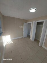 1574 NW 58th St in Miami, FL - Building Photo - Building Photo