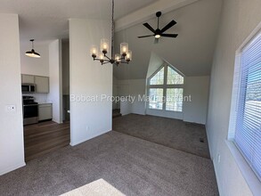 1699 Salmon Dr in Carson City, NV - Foto de edificio - Building Photo