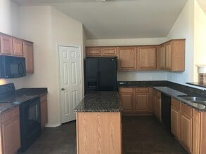 209 Mcclendon Ln in Longview, TX - Building Photo - Building Photo