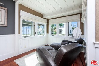 124 Hart Ave in Santa Monica, CA - Building Photo - Building Photo
