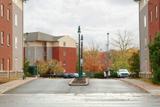 Riverview Collegiate Housing in Rochester, NY - Building Photo - Building Photo