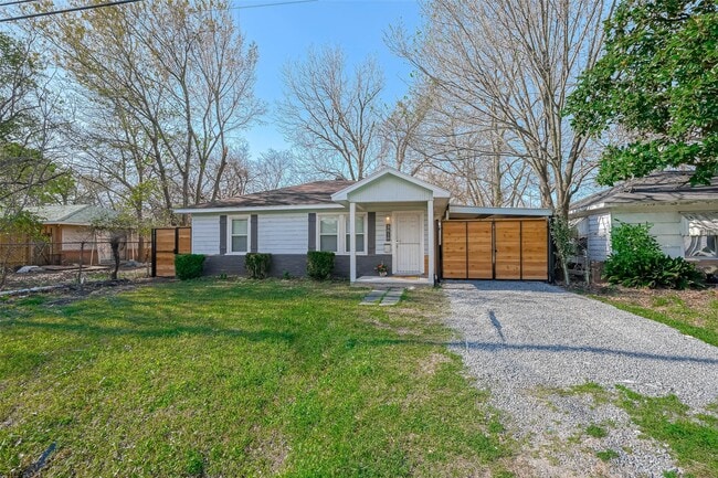 property at 3818 Noah St