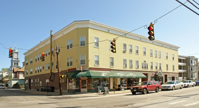 615 Union St in Manchester, NH - Building Photo - Building Photo