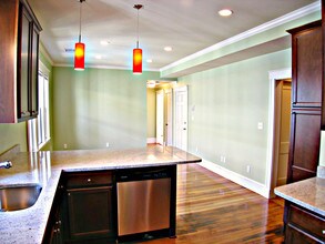 42 Glen Rd-Unit -2 in Boston, MA - Building Photo - Building Photo