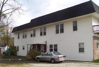 River Place Apartments in Flat Rock, MI - Foto de edificio - Building Photo