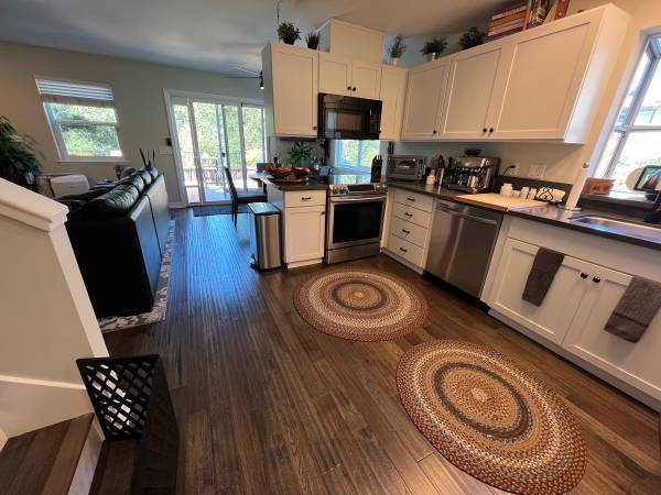 property at 106 Bluebonnet Ln