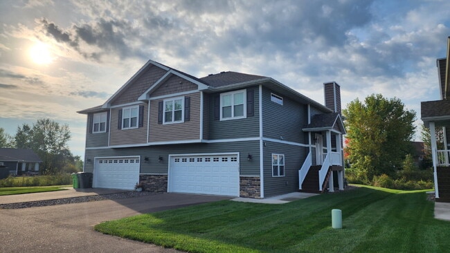 property at 5103 Stonewood Dr
