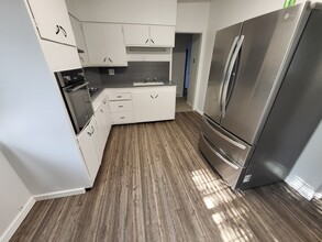 421 N Oakley St in Salt Lake City, UT - Building Photo - Building Photo