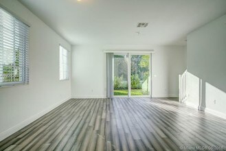 4665 Windmill Lane-Unit -4F in Davie, FL - Building Photo - Building Photo