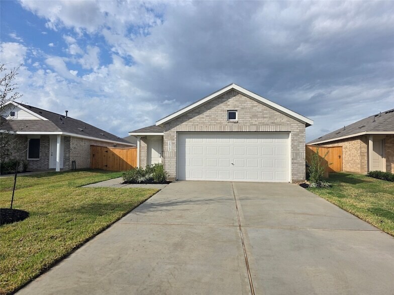 26710 Sunrise Dr in Katy, TX - Foto de edificio