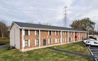 The Reserve at Spanish Lake in St. Louis, MO - Building Photo