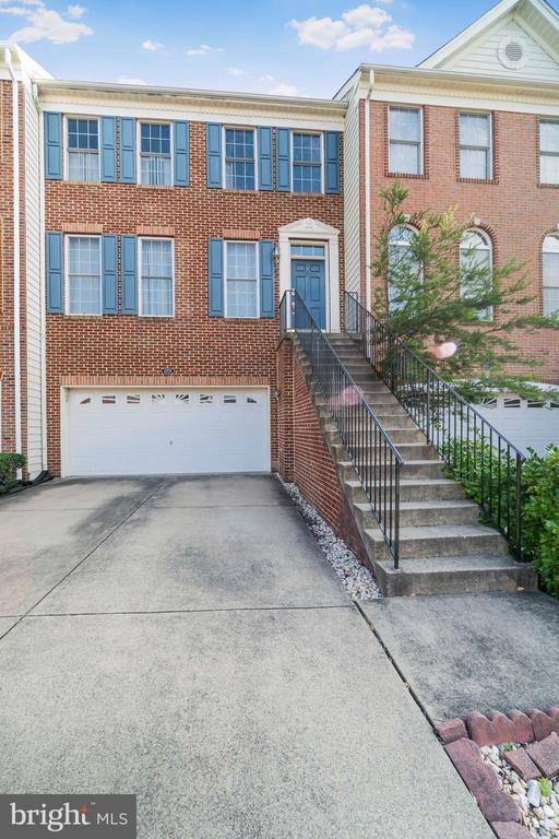 property at 43729 Stoke Chapel Terrace
