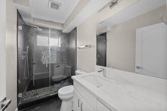 4924 Tierra Baja Way in San Diego, CA - Building Photo - Building Photo