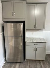 1435 Marshall St NE-Unit -2 in Minneapolis, MN - Building Photo - Building Photo