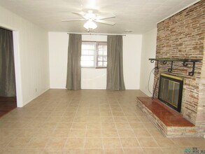 917 S 6th St in Artesia, NM - Building Photo - Building Photo