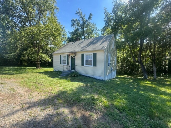 property at 516 Wyne Dr