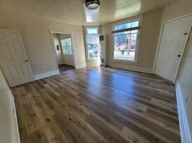 2415 Baker St in Baker City, OR - Building Photo