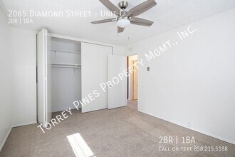 2065 Diamond St in San Diego, CA - Building Photo - Building Photo