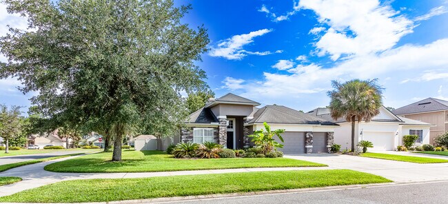 property at 75094 Glen Spring Way