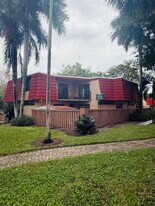 8171 Severn Dr in Boca Raton, FL - Building Photo