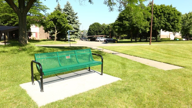 Reserve At Westland - Westland, MI