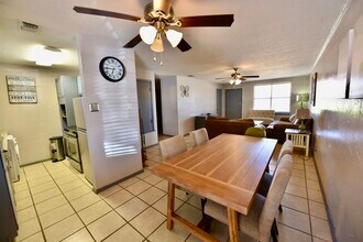 710 W Cantu Rd in Del Rio, TX - Building Photo - Building Photo