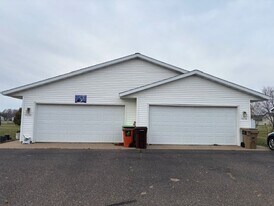 4338 132nd St in Lake Hallie, WI - Building Photo