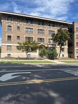 347 Park Ave in Orange, NJ - Building Photo